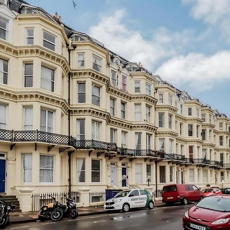3 Queens Gardens Sea View Apartment Eastbourne Luaran gambar